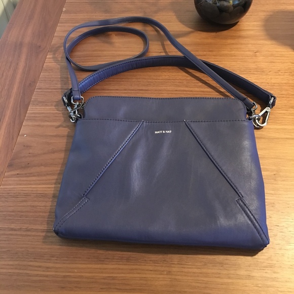 matt and nat blue bag